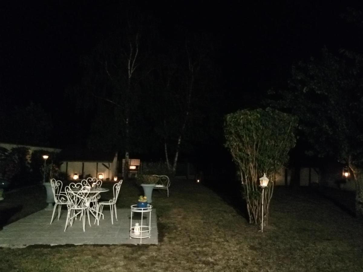 Longere Villariane Naveil Exterior photo