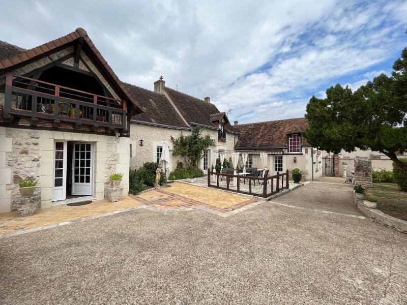Longere Villariane Naveil Exterior photo